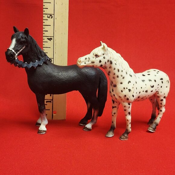 Two Schleich Toy Horse Figurines Black Horse & Spotted Knabstrupper 2006 - Picture 6 of 12